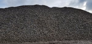 Mound of aggregates for armstrongs